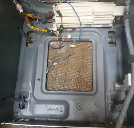 Fotografía de reparación de un electrodoméstico